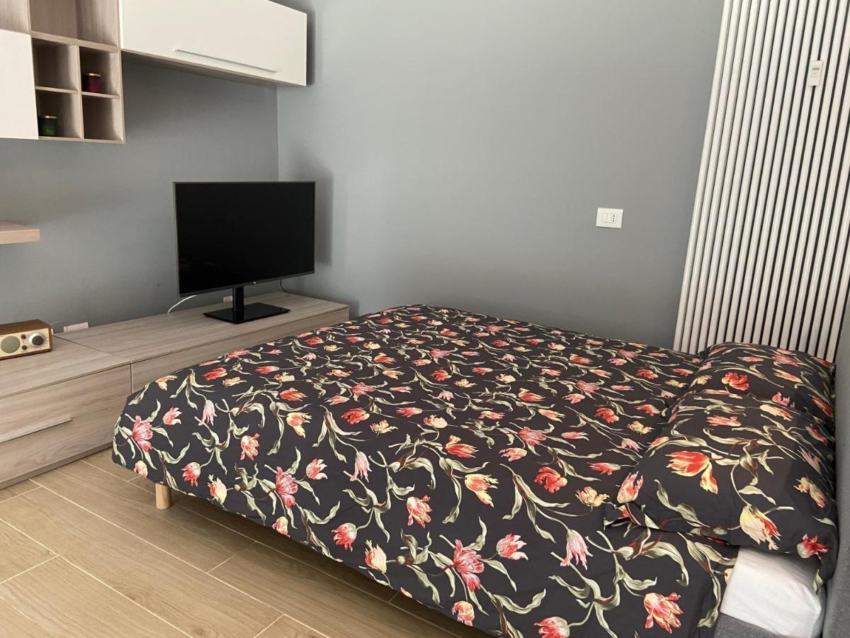 Апартаменты Casa Di Laura Mono E Bilo Di Fronte Ospedale San Raffaele Сеграте Экстерьер фото